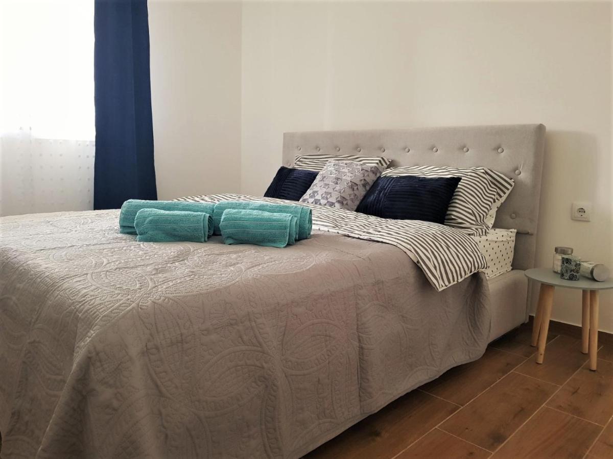Apartman Astra Sremska Mitrovica Exterior photo