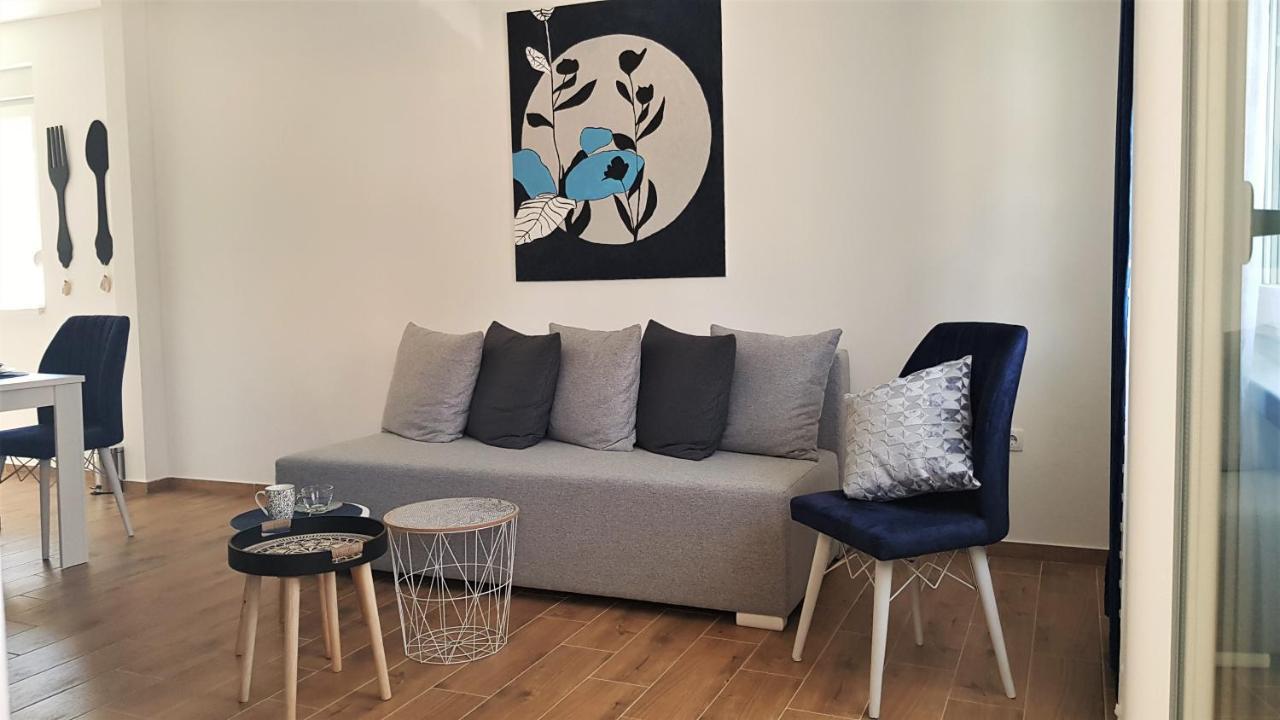 Apartman Astra Sremska Mitrovica Exterior photo