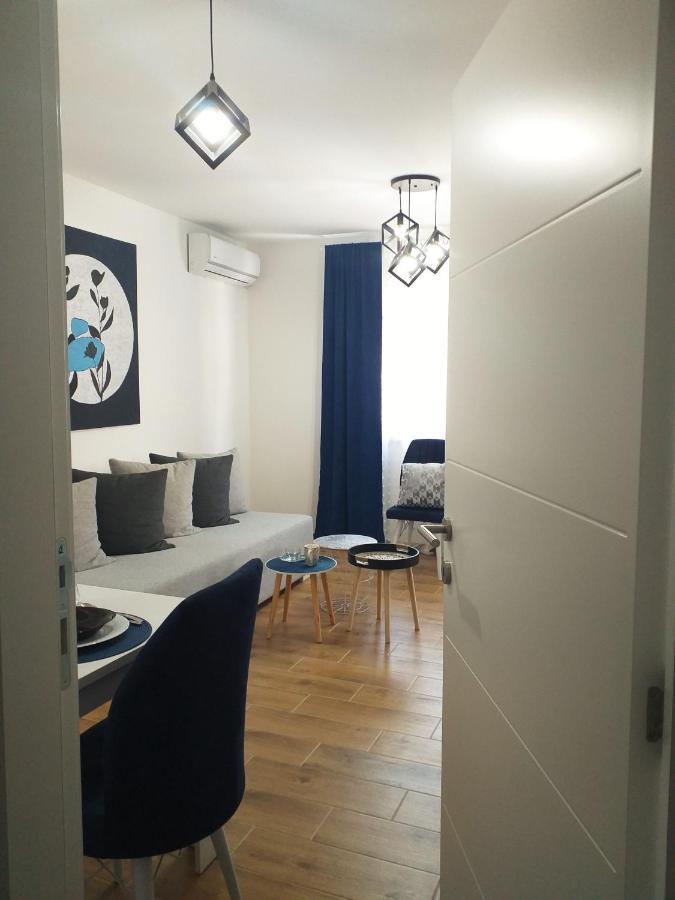 Apartman Astra Sremska Mitrovica Exterior photo