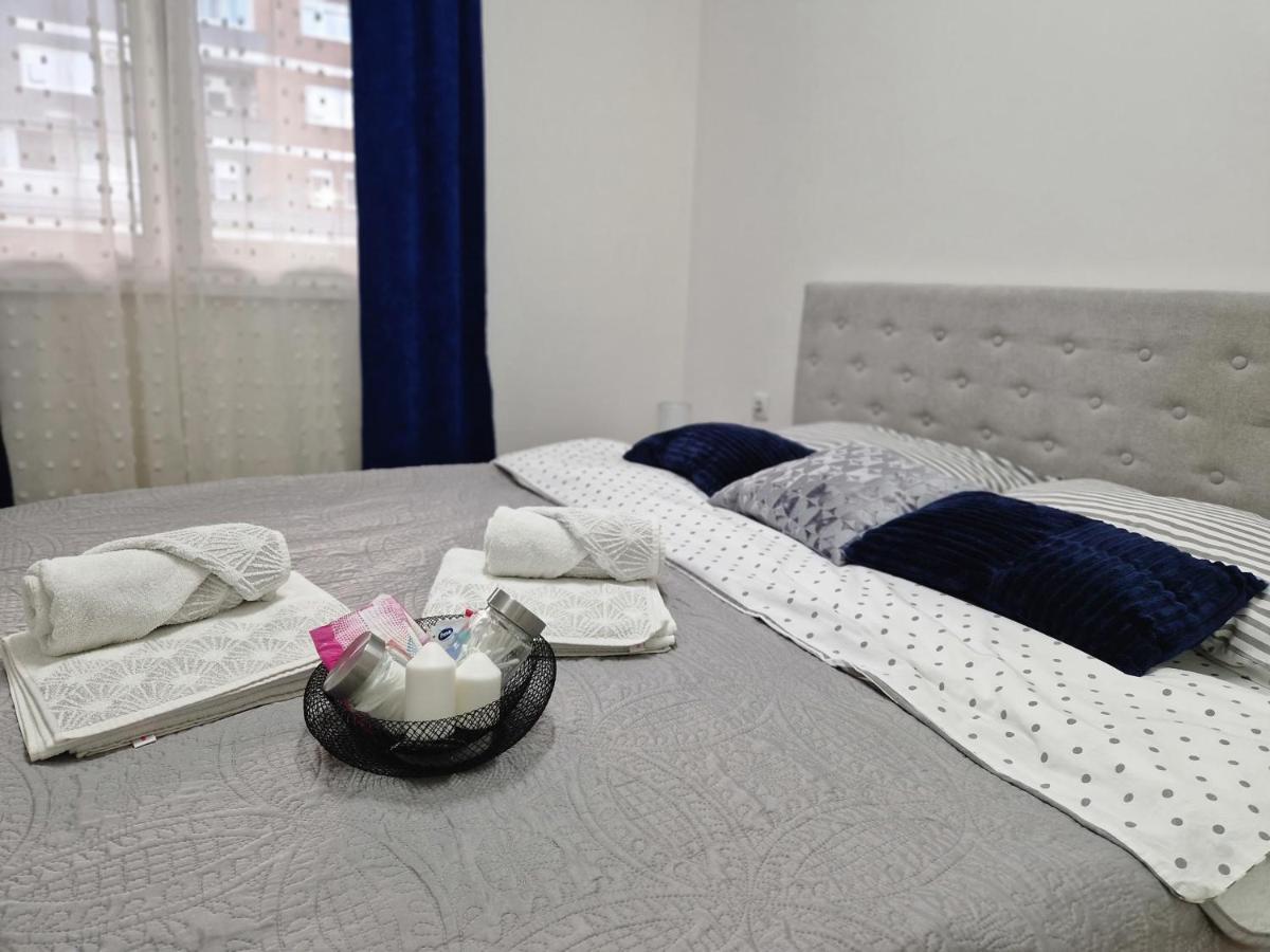 Apartman Astra Sremska Mitrovica Exterior photo