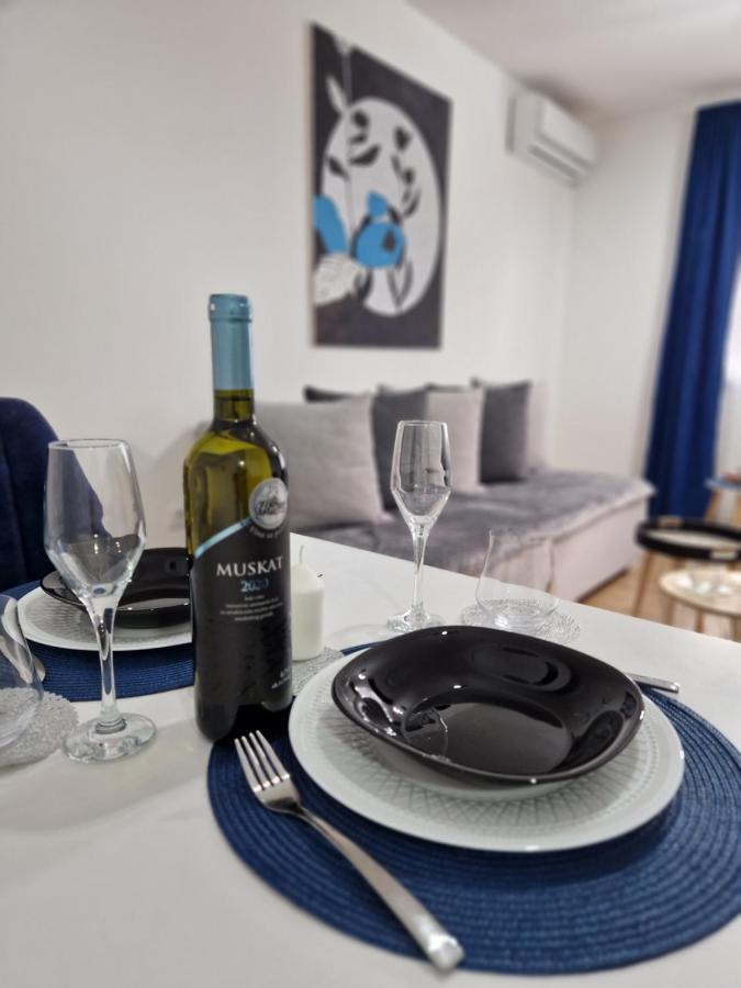 Apartman Astra Sremska Mitrovica Exterior photo
